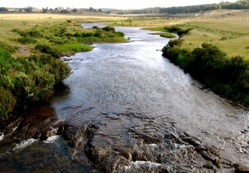 gungarlin-river-snowy-plain-1